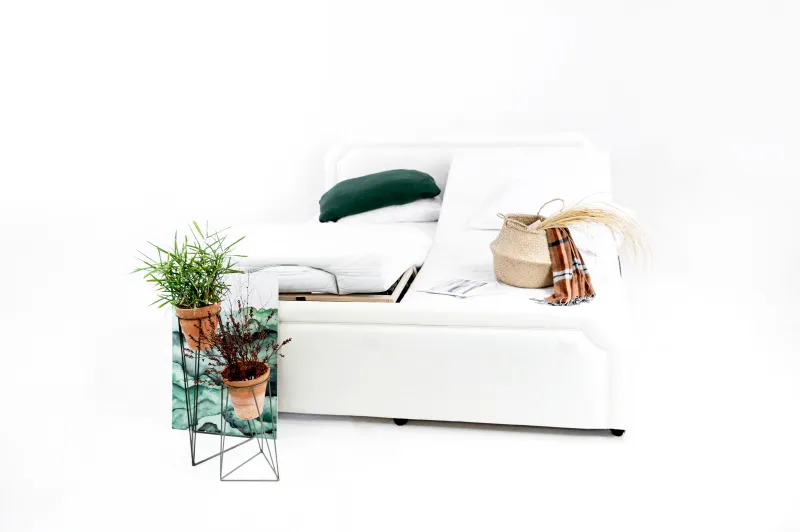 Royale Double Bed